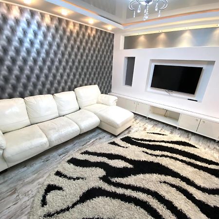 Bright Luxury Apartment Near Center Chisinau Ngoại thất bức ảnh