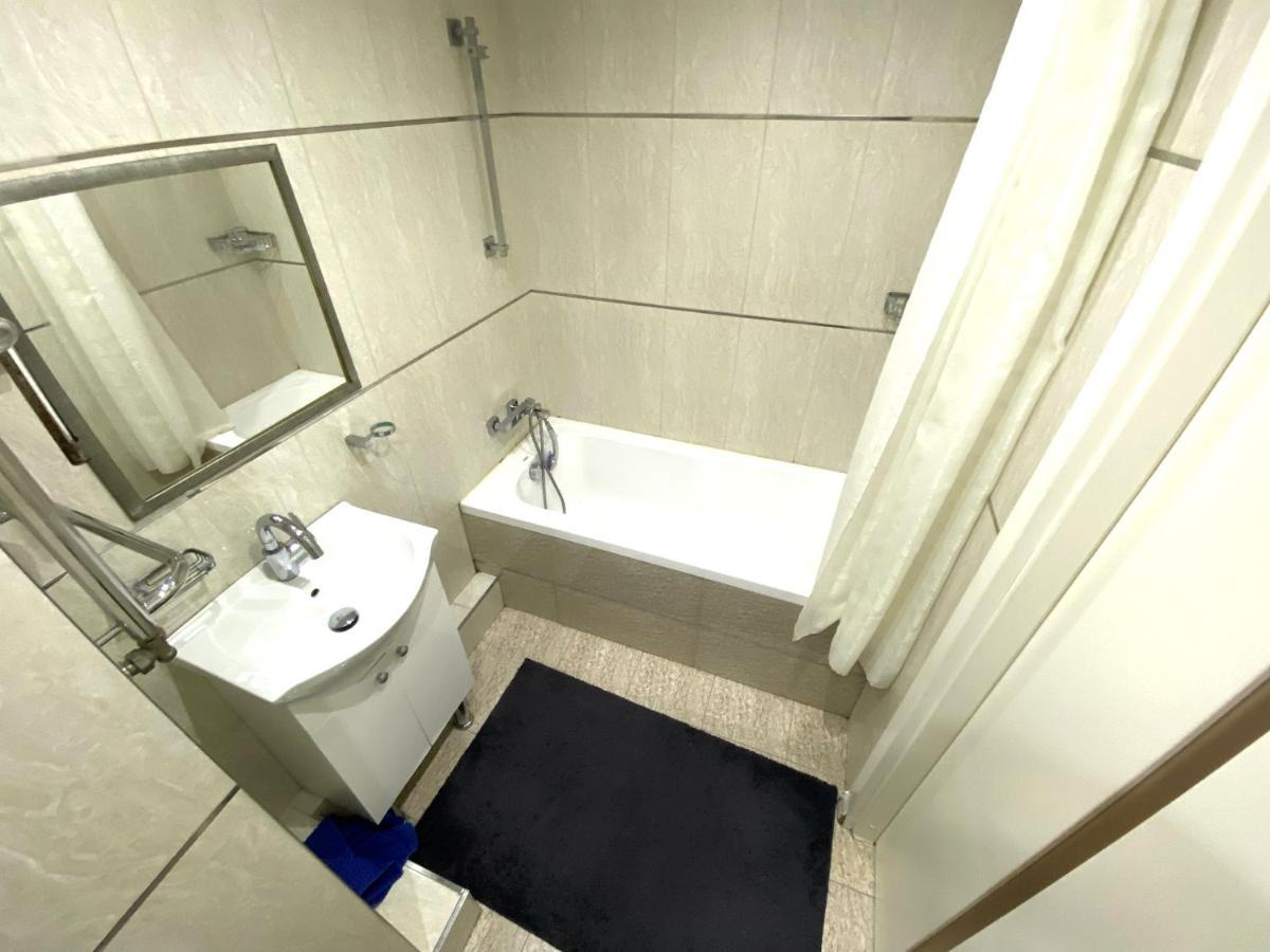Bright Luxury Apartment Near Center Chisinau Ngoại thất bức ảnh